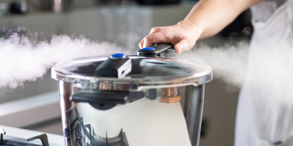 Steam cooker in the kitchen: advantages and tools for healthy and tasty dishes