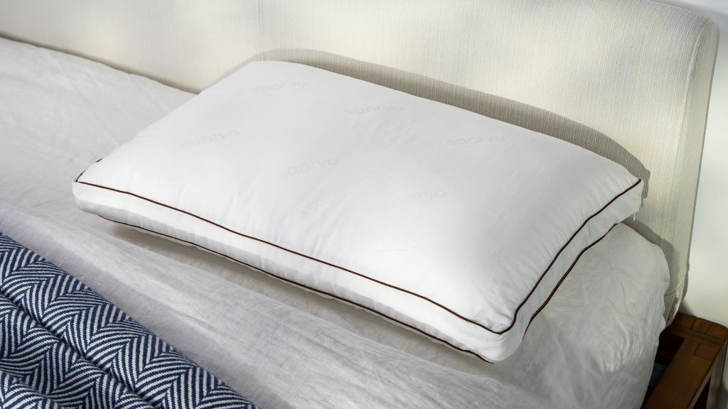 Best king size bed pillow providing neck support and all-night comfort